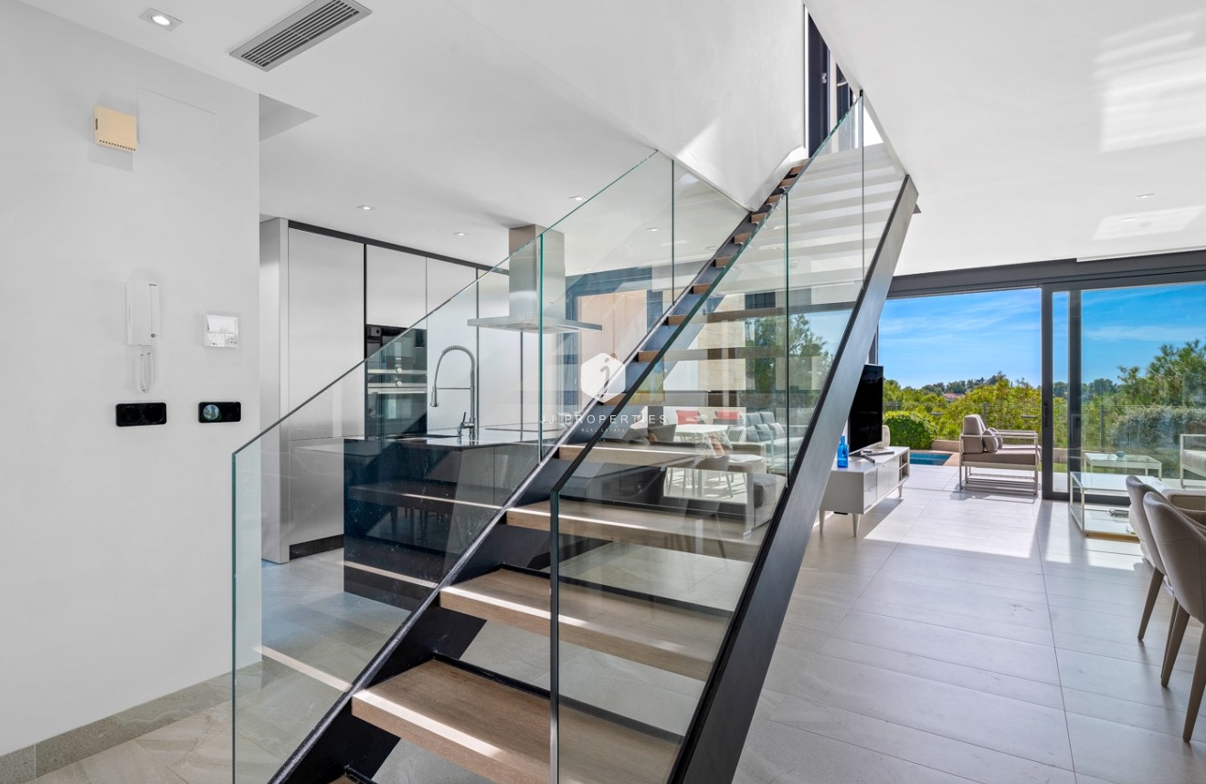 Tweedehands - Villa -
Orihuela Costa - Costa Blanca