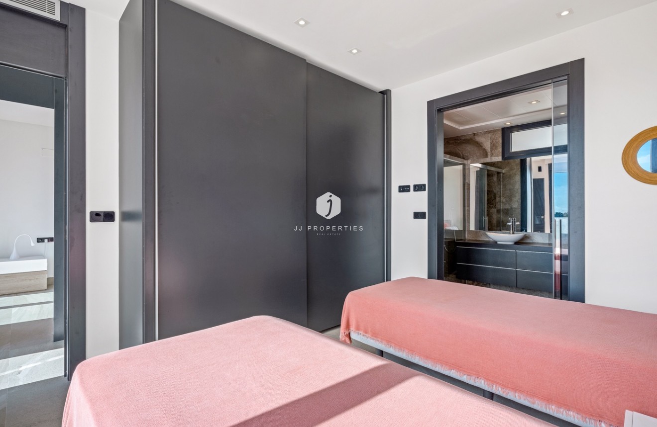 Tweedehands - Villa -
Orihuela Costa - Costa Blanca