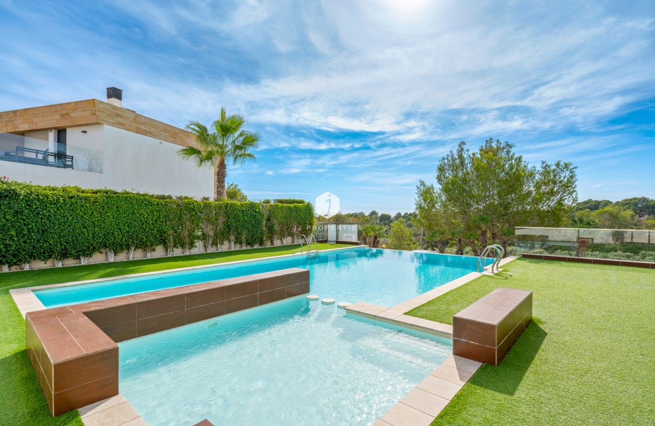 Tweedehands - Villa -
Orihuela Costa - Costa Blanca