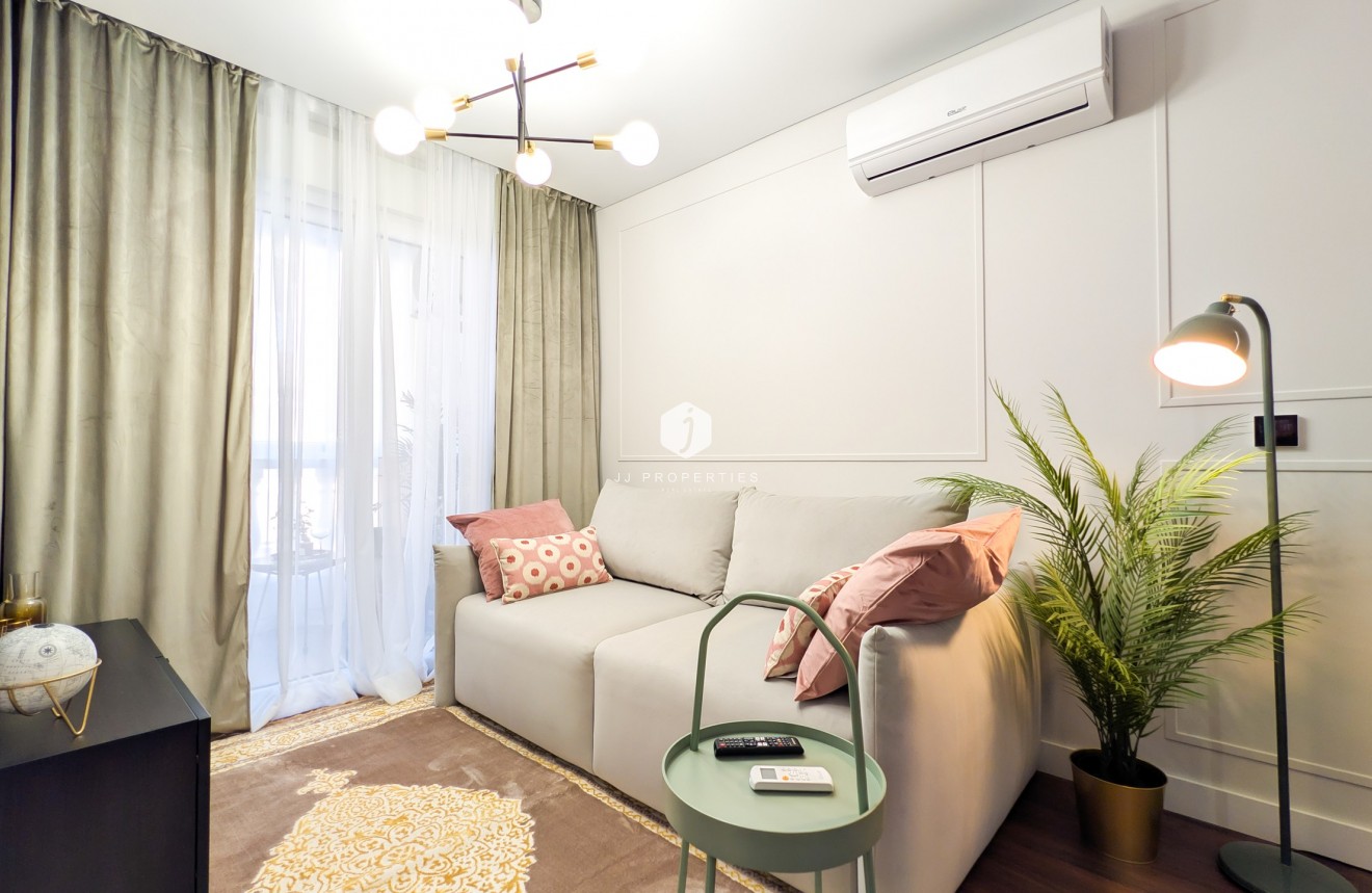 Tweedehands - Appartement / flat -
Torrevieja - Costa Blanca