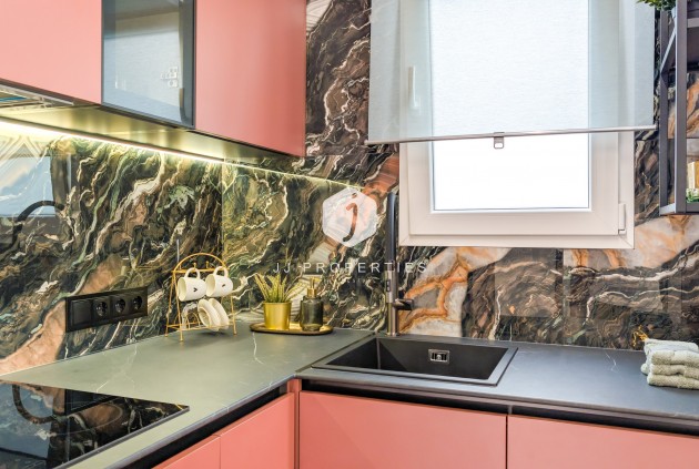 Tweedehands - Appartement / flat -
Torrevieja - Costa Blanca