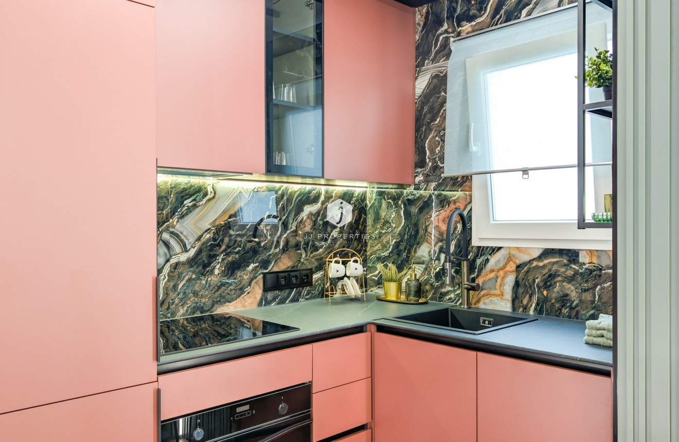 Tweedehands - Appartement / flat -
Torrevieja - Costa Blanca