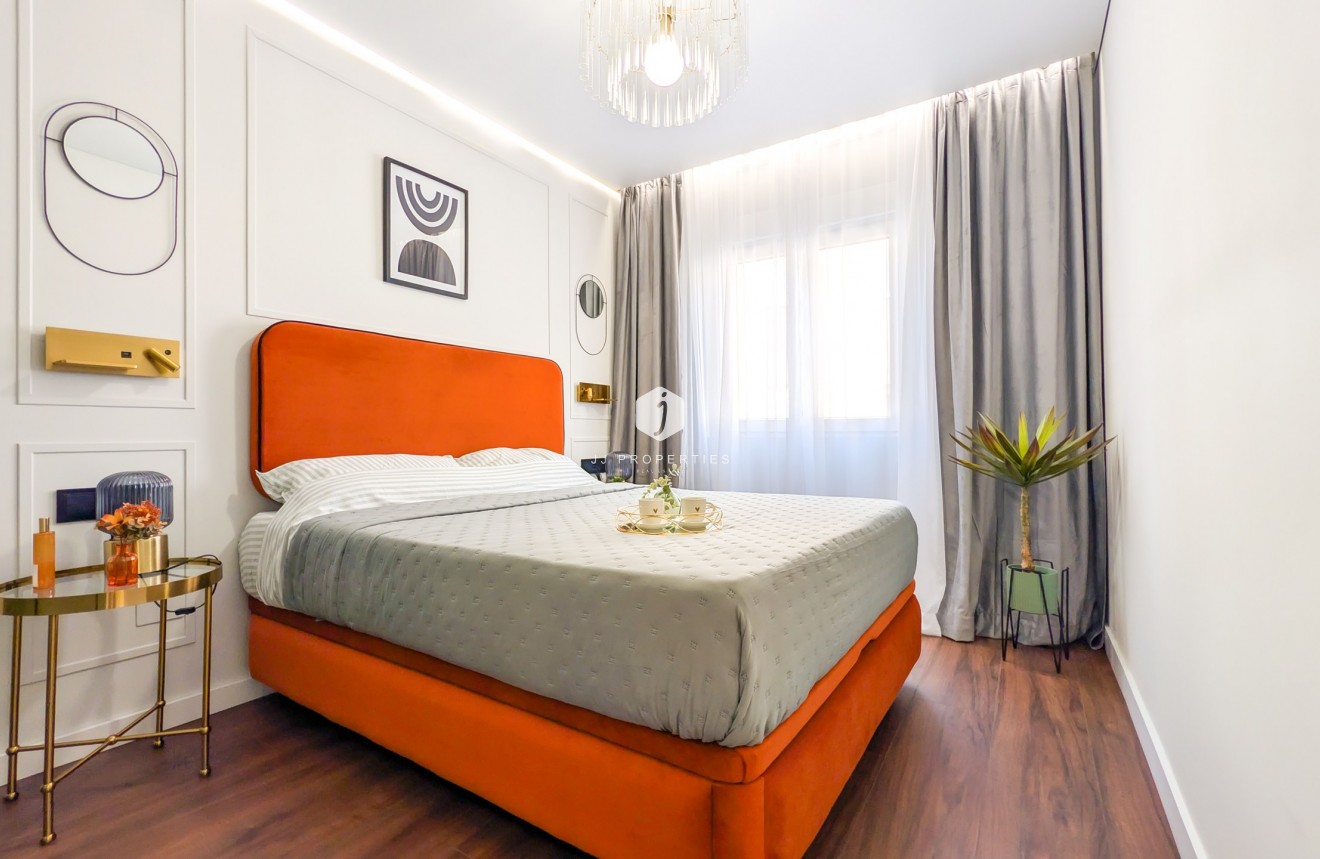 Tweedehands - Appartement / flat -
Torrevieja - Costa Blanca