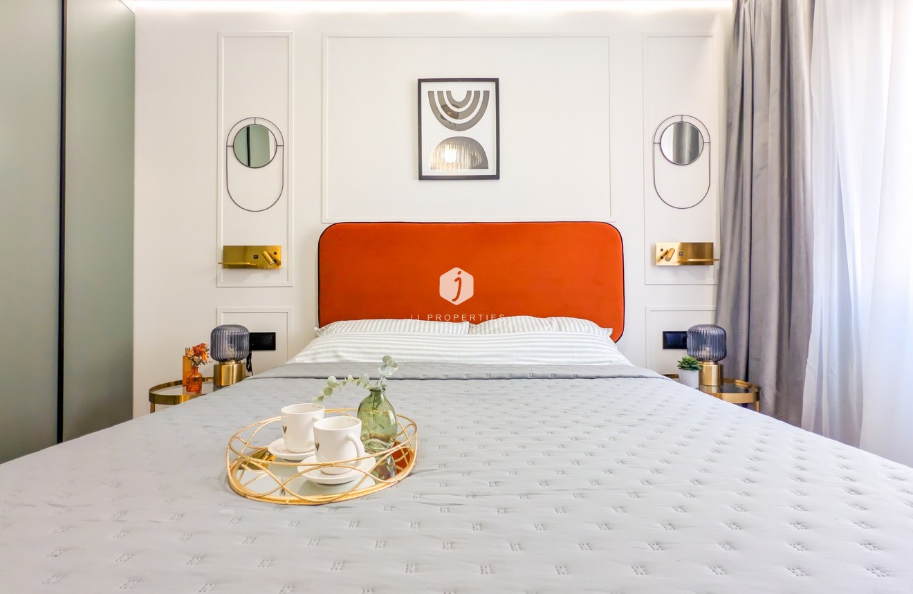 Tweedehands - Appartement / flat -
Torrevieja - Costa Blanca