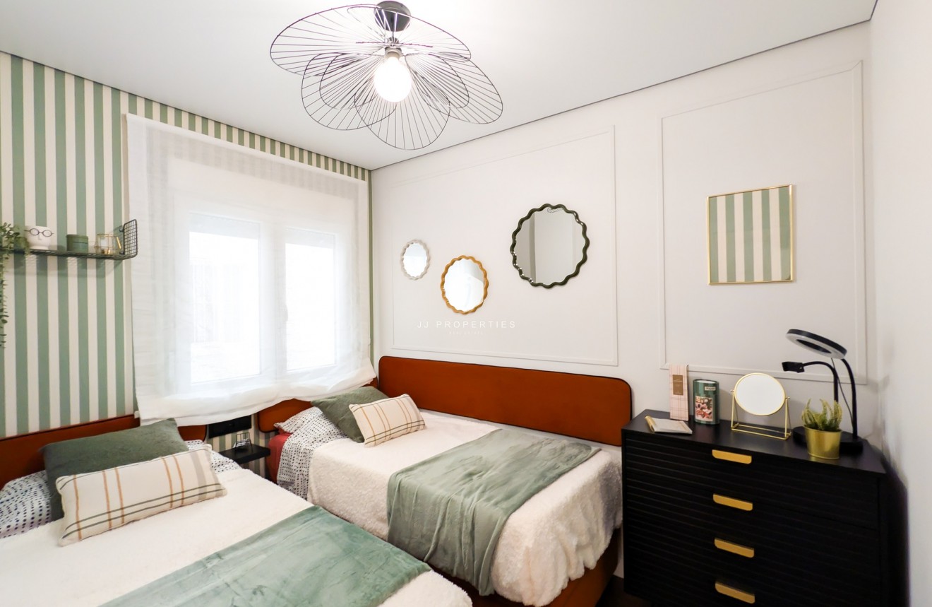 Tweedehands - Appartement / flat -
Torrevieja - Costa Blanca