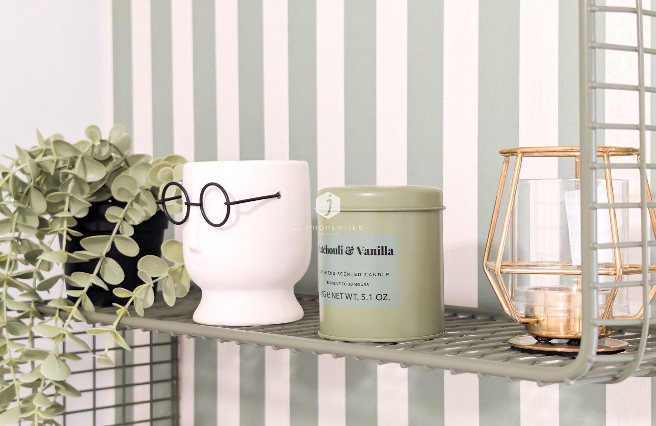 Tweedehands - Appartement / flat -
Torrevieja - Costa Blanca