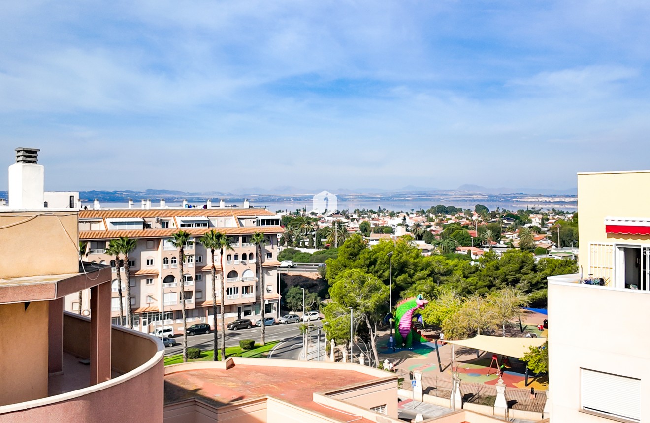 Tweedehands - Appartement / flat -
Torrevieja - Costa Blanca