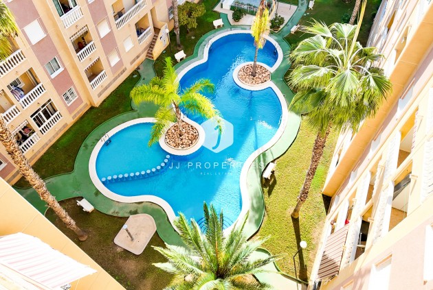 Tweedehands - Appartement / flat -
Torrevieja - Costa Blanca