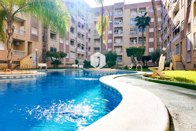 Tweedehands - Appartement / flat -
Torrevieja - Costa Blanca