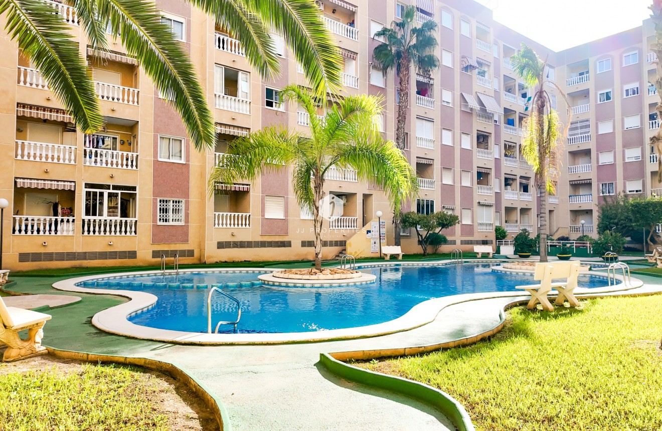 Tweedehands - Appartement / flat -
Torrevieja - Costa Blanca