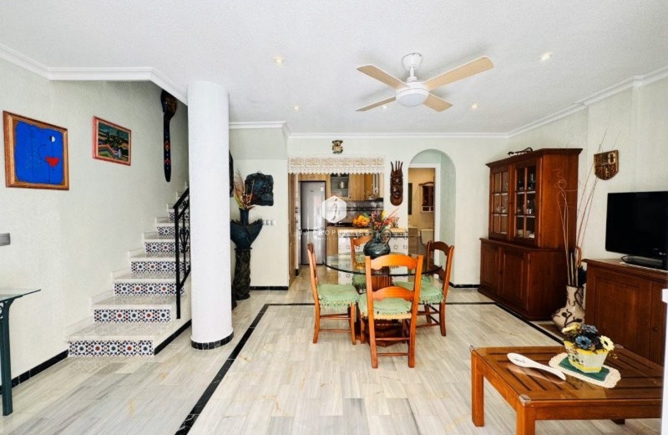 Tweedehands - Chalet -
La Mata - Costa Blanca