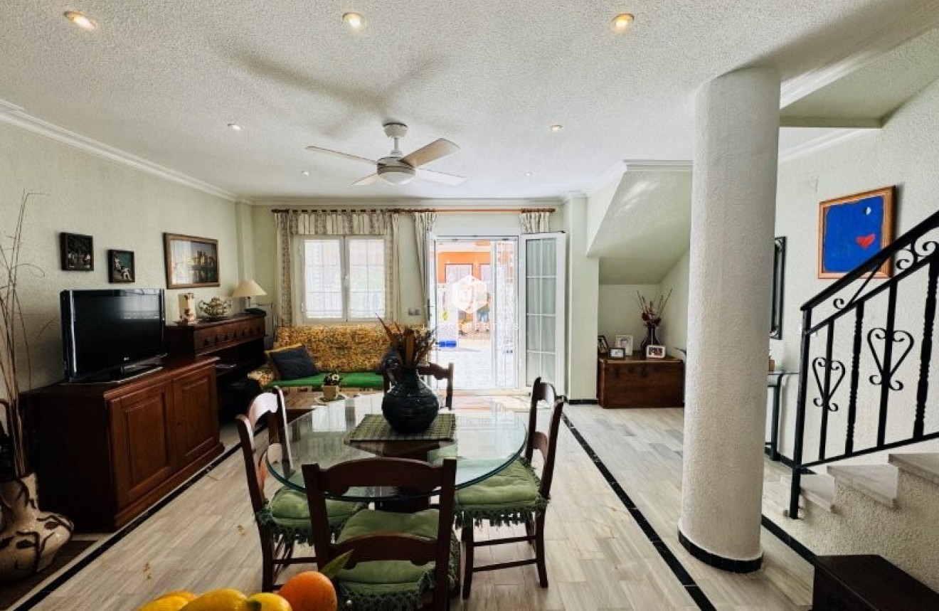 Tweedehands - Chalet -
La Mata - Costa Blanca