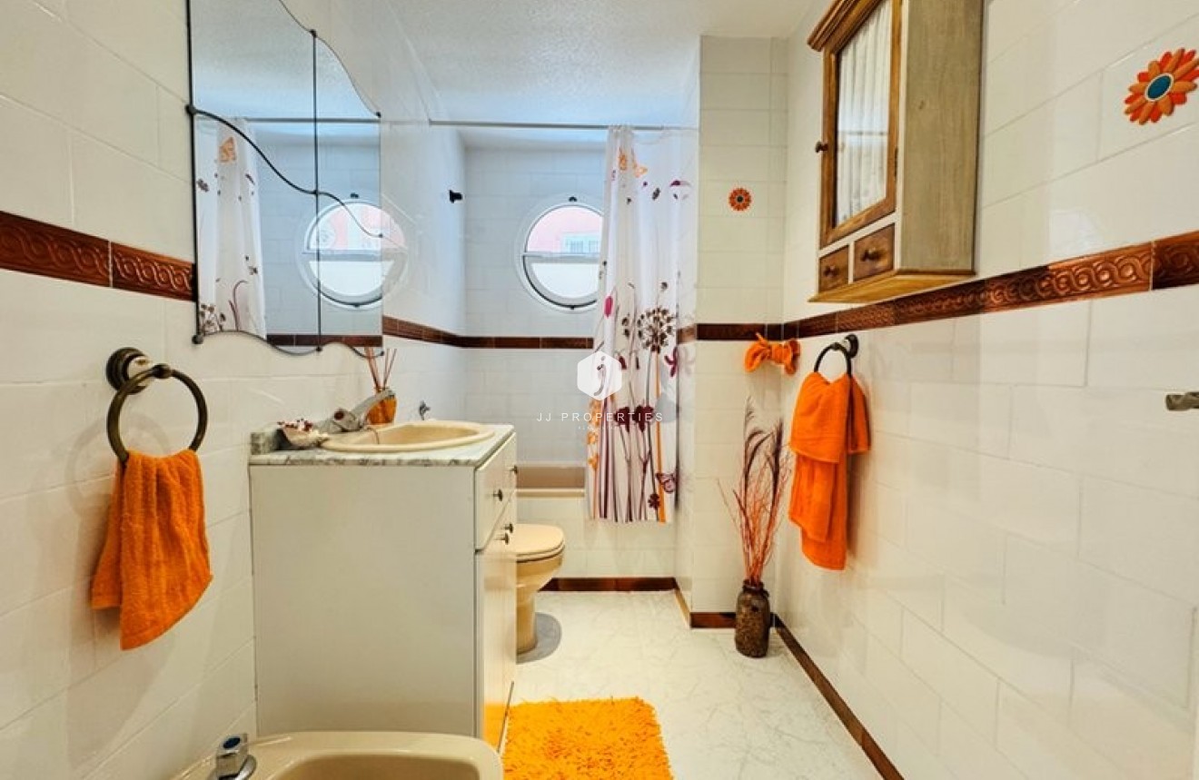 Tweedehands - Chalet -
La Mata - Costa Blanca