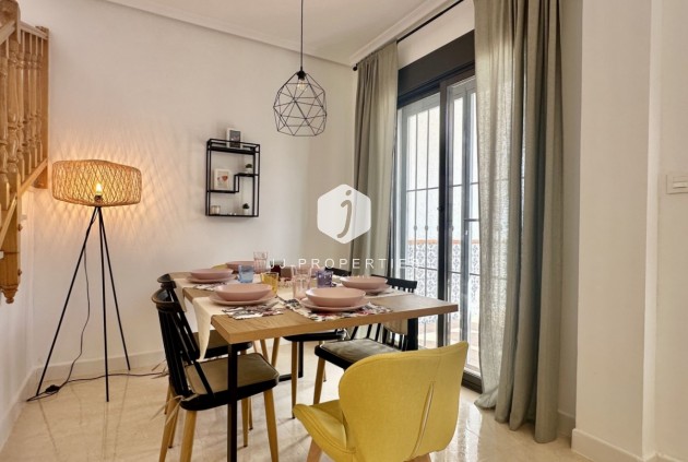 Tweedehands - Chalet -
San Miguel de Salinas - Inland