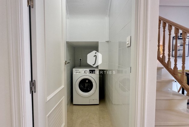 Tweedehands - Chalet -
San Miguel de Salinas - Inland