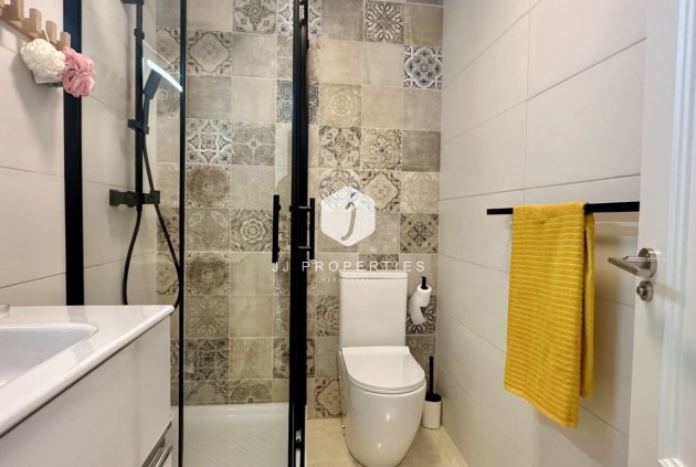 Tweedehands - Chalet -
San Miguel de Salinas - Inland