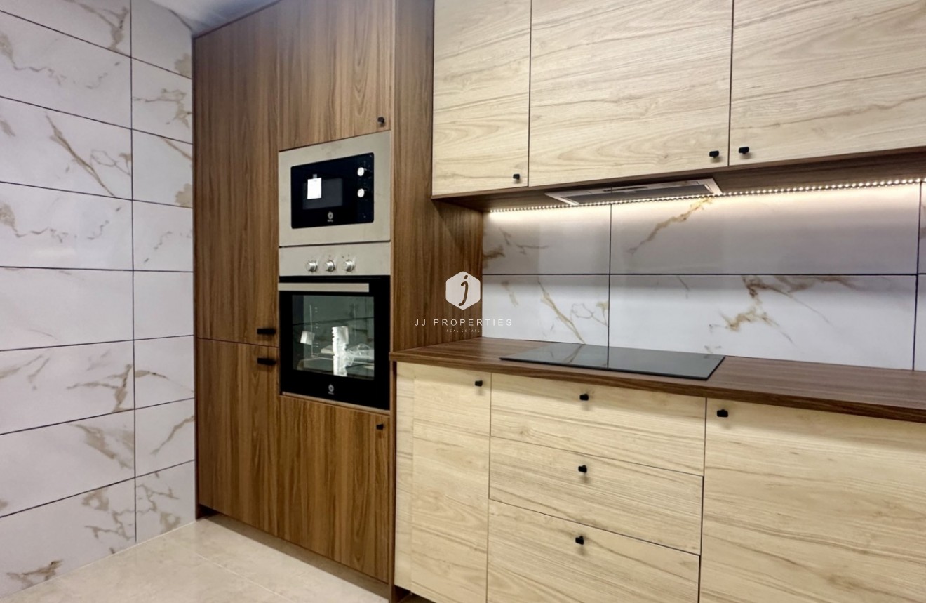 Tweedehands - Chalet -
San Miguel de Salinas - Inland