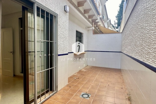 Tweedehands - Chalet -
San Miguel de Salinas - Inland