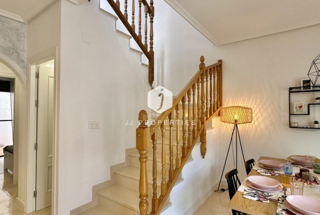 Tweedehands - Chalet -
San Miguel de Salinas - Inland