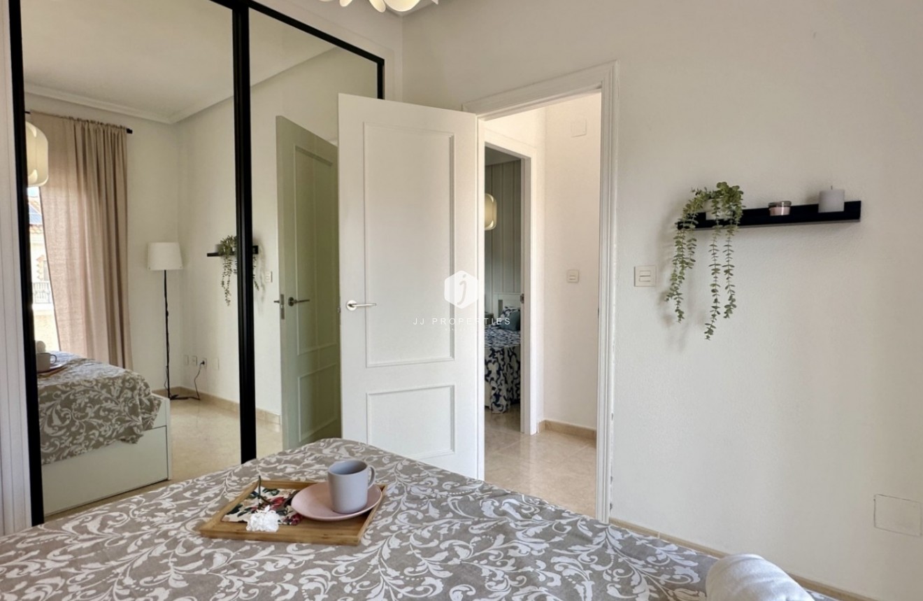 Tweedehands - Chalet -
San Miguel de Salinas - Inland