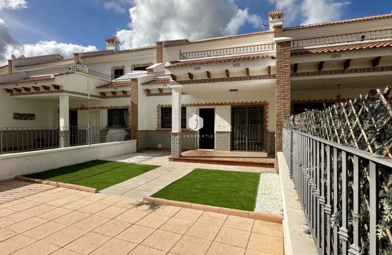 Tweedehands - Chalet -
San Miguel de Salinas - Inland