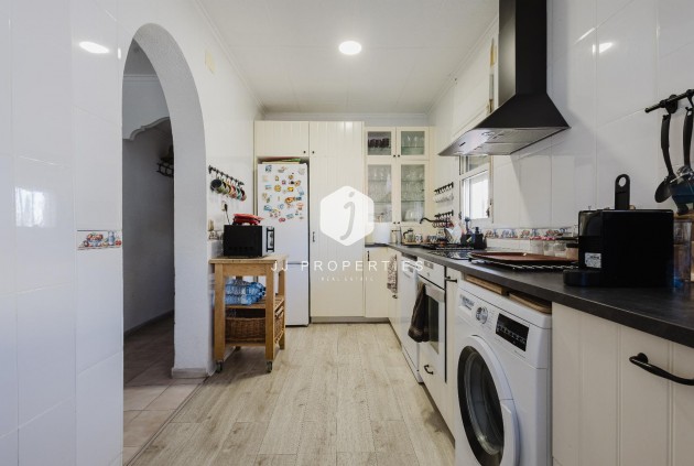 D'occasion - Villa -
Torrevieja - Costa Blanca