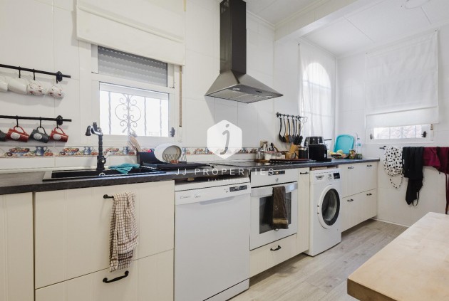 D'occasion - Villa -
Torrevieja - Costa Blanca