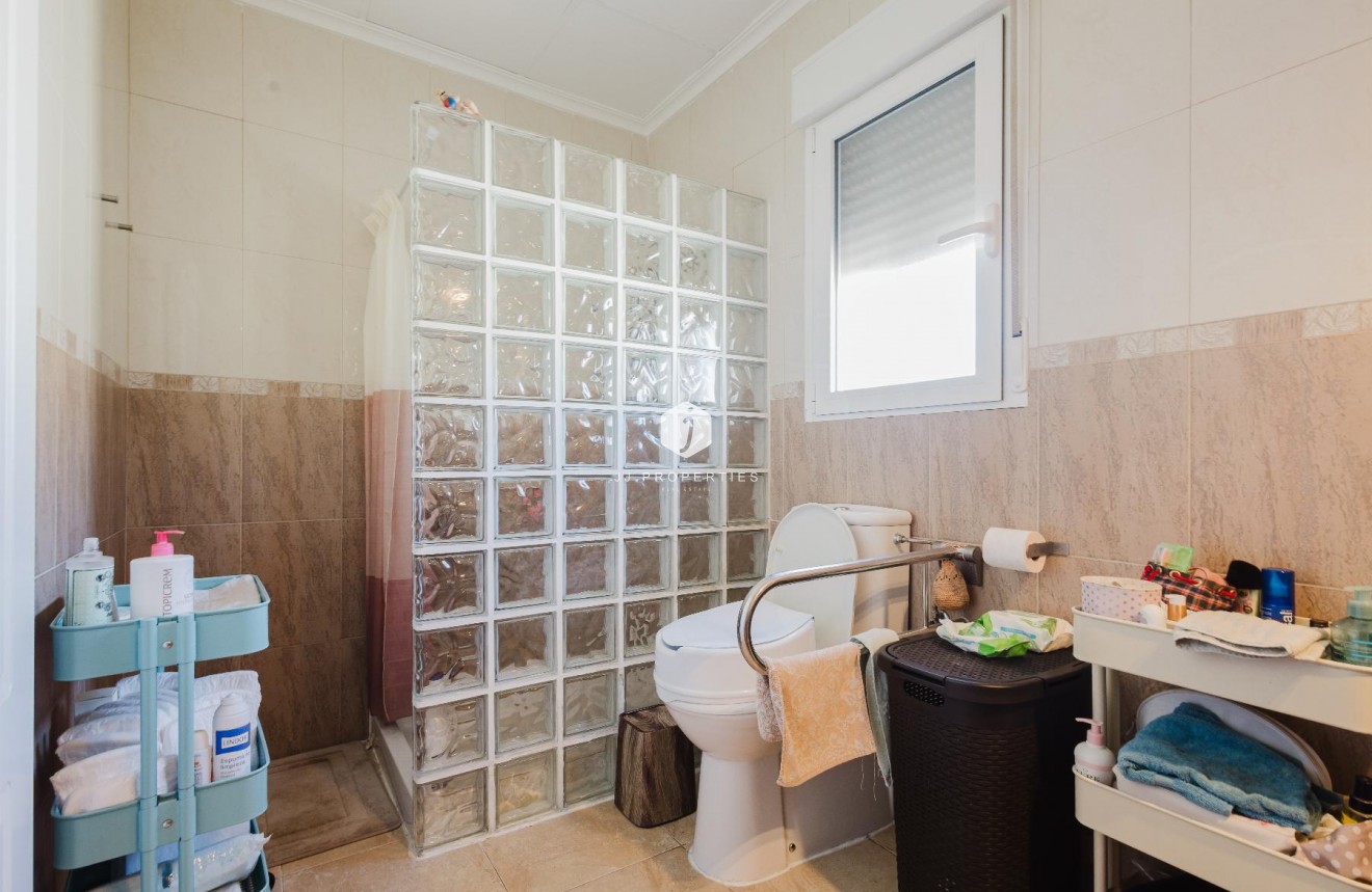 D'occasion - Villa -
Torrevieja - Costa Blanca