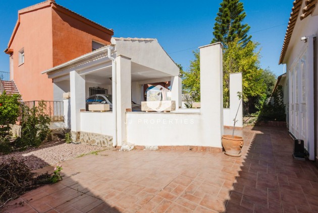 D'occasion - Villa -
Torrevieja - Costa Blanca