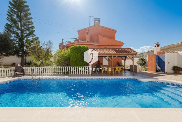 D'occasion - Villa -
Torrevieja - Costa Blanca