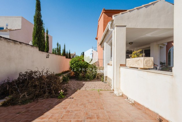 D'occasion - Villa -
Torrevieja - Costa Blanca