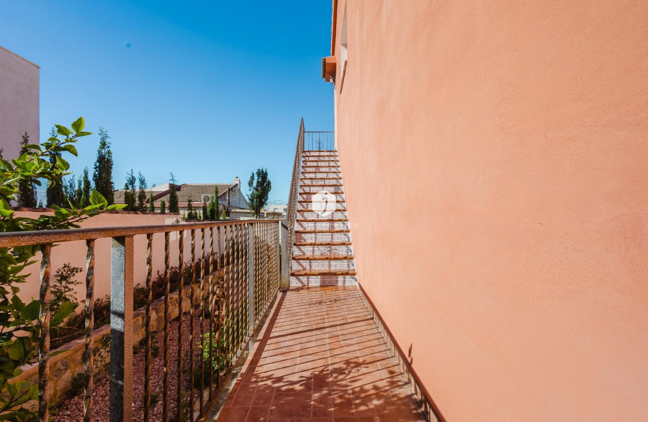 D'occasion - Villa -
Torrevieja - Costa Blanca