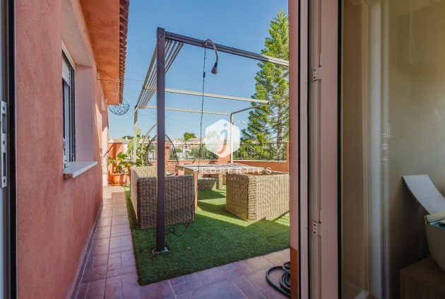 D'occasion - Villa -
Torrevieja - Costa Blanca