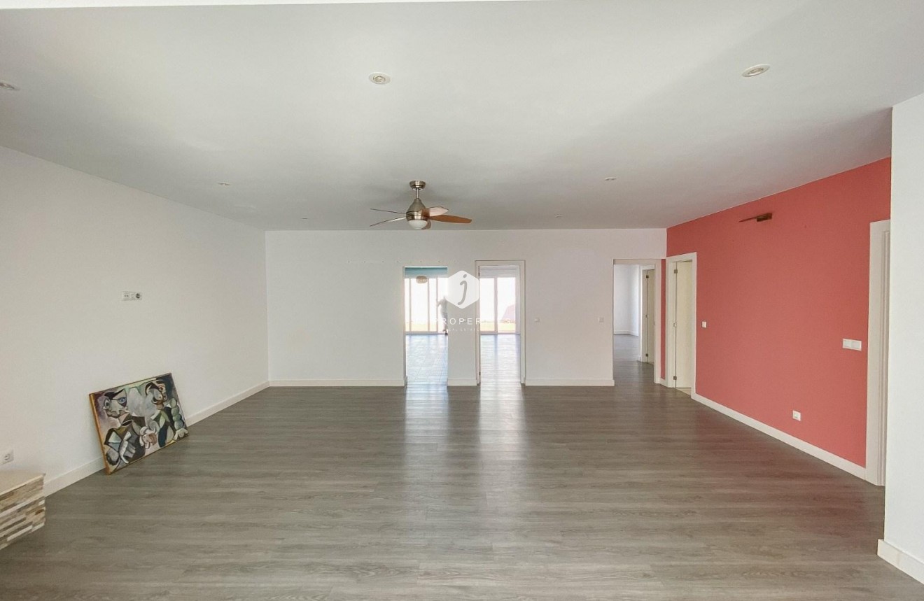 D'occasion - Villa -
Torrevieja - Costa Blanca