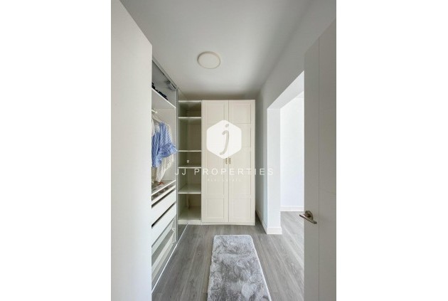 D'occasion - Villa -
Torrevieja - Costa Blanca