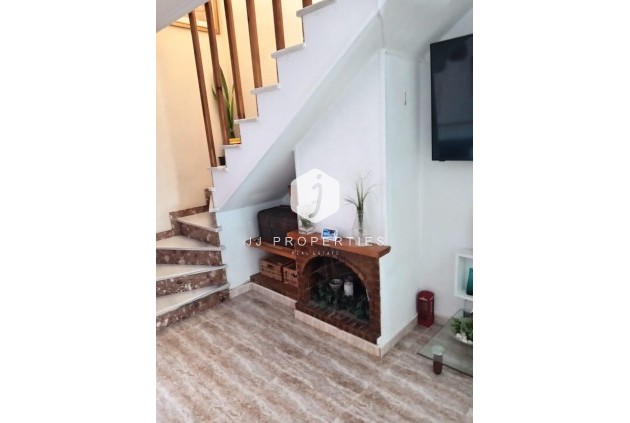 D'occasion - Chalet -
Torrevieja - Costa Blanca