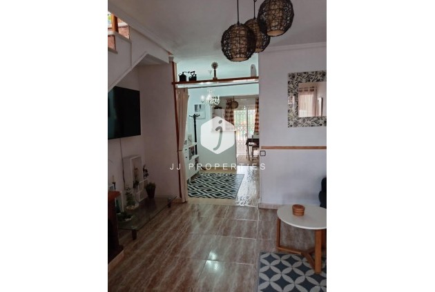 D'occasion - Chalet -
Torrevieja - Costa Blanca