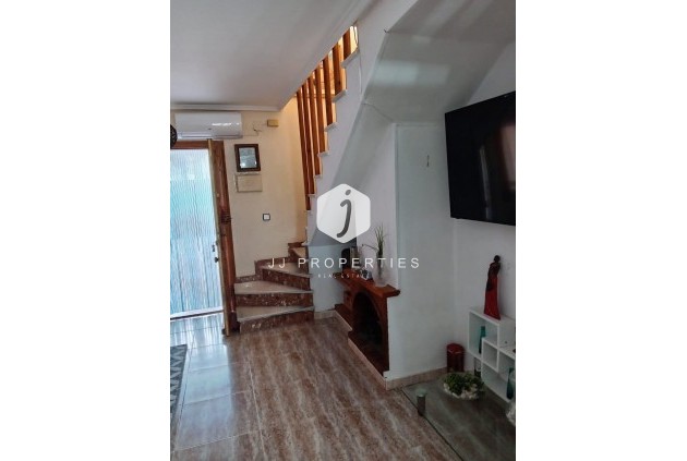 D'occasion - Chalet -
Torrevieja - Costa Blanca