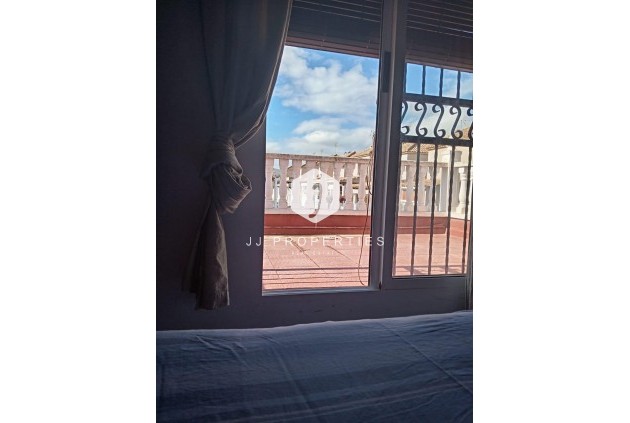 D'occasion - Chalet -
Torrevieja - Costa Blanca