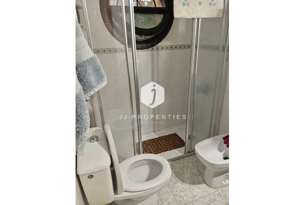 D'occasion - Chalet -
Torrevieja - Costa Blanca