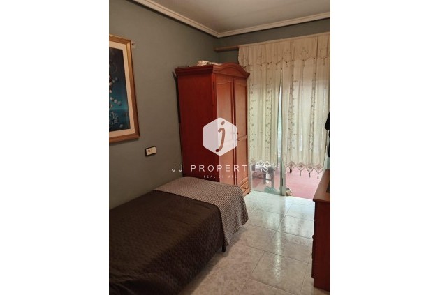 D'occasion - Chalet -
Torrevieja - Costa Blanca