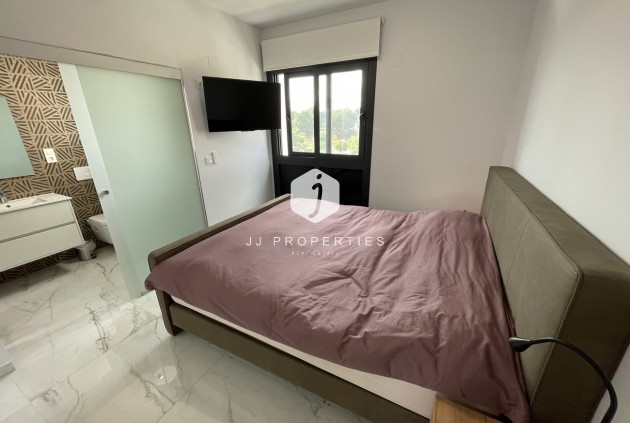 Tweedehands - Appartement / flat -
Los Altos - Costa Blanca