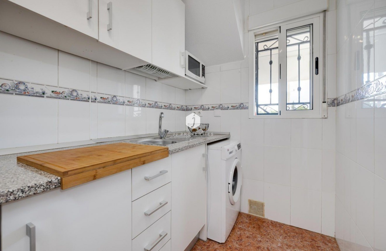 Segunda mano - Bungalow -
Orihuela Costa - Los Altos