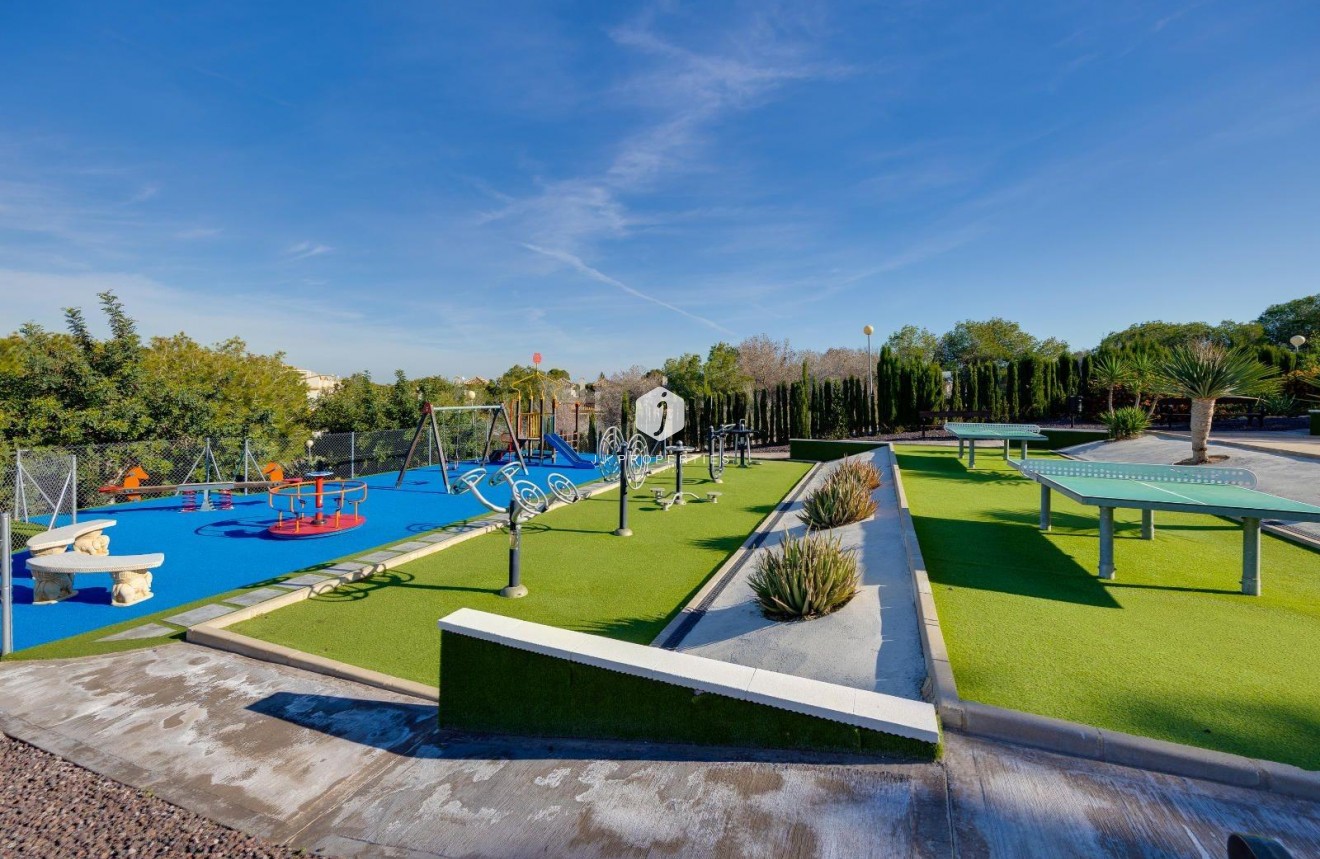 Segunda mano - Bungalow -
Orihuela Costa - Los Altos