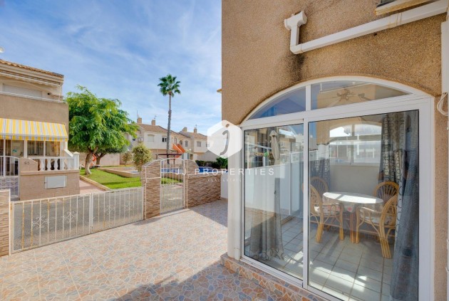 D'occasion - Bungalow -
Torrevieja - Aguas Nuevas 2
