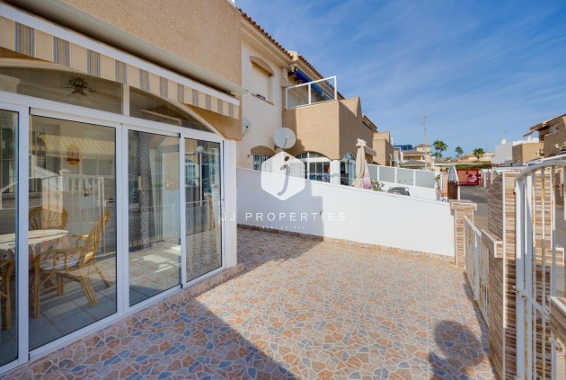 D'occasion - Bungalow -
Torrevieja - Aguas Nuevas 2