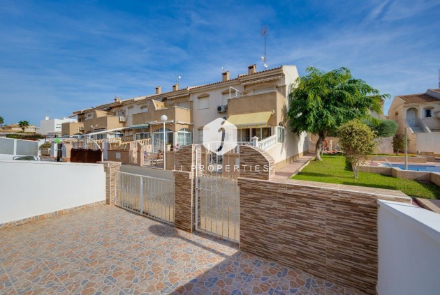 D'occasion - Bungalow -
Torrevieja - Aguas Nuevas 2