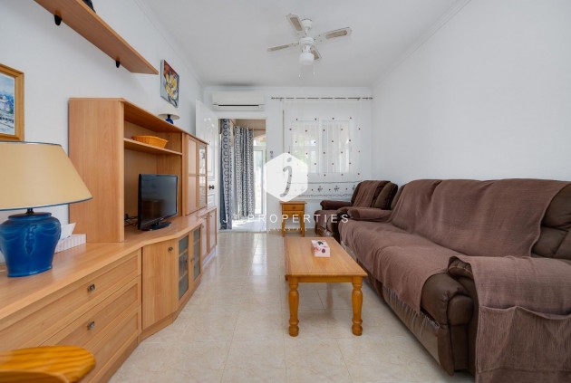 D'occasion - Bungalow -
Torrevieja - Aguas Nuevas 2