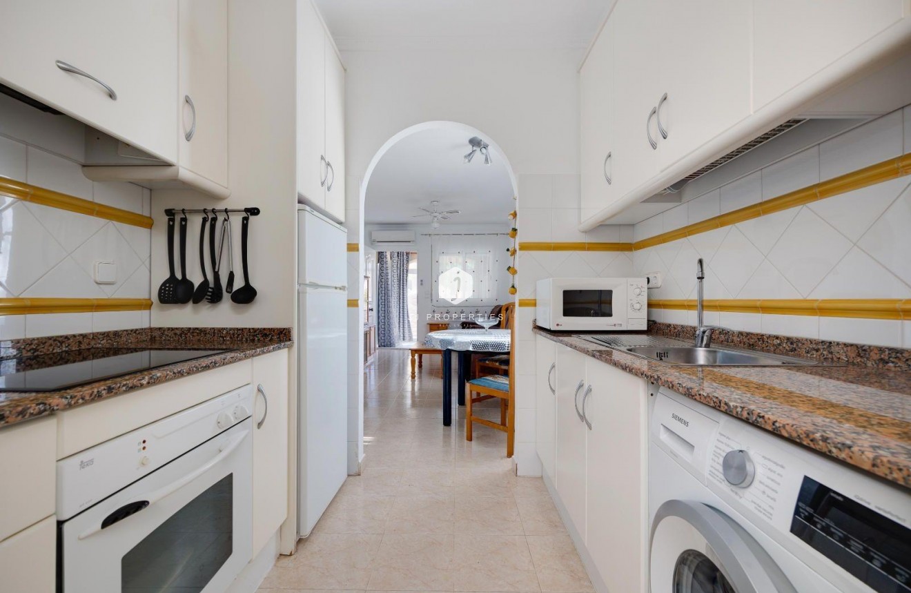 D'occasion - Bungalow -
Torrevieja - Aguas Nuevas 2