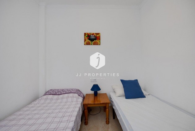 D'occasion - Bungalow -
Torrevieja - Aguas Nuevas 2